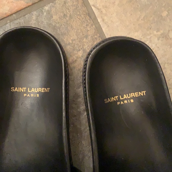 Yves Saint Laurent slides - Picture 3 of 3
